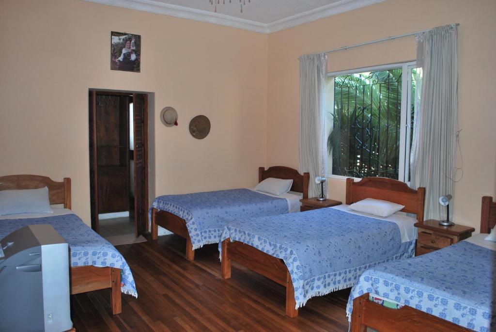 Travellers Inn Κίτο Δωμάτιο φωτογραφία