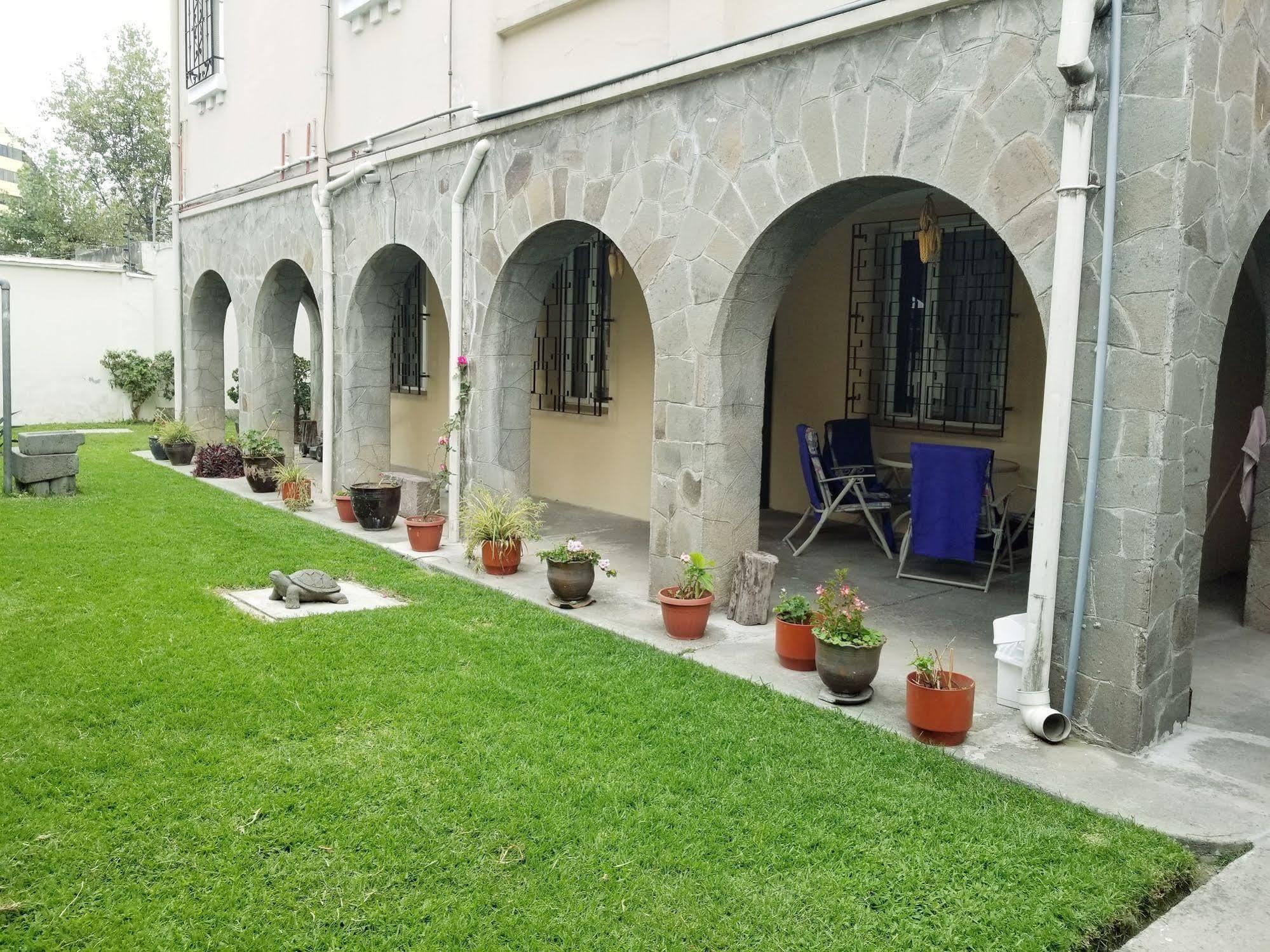 Travellers Inn Κίτο Εξωτερικό φωτογραφία